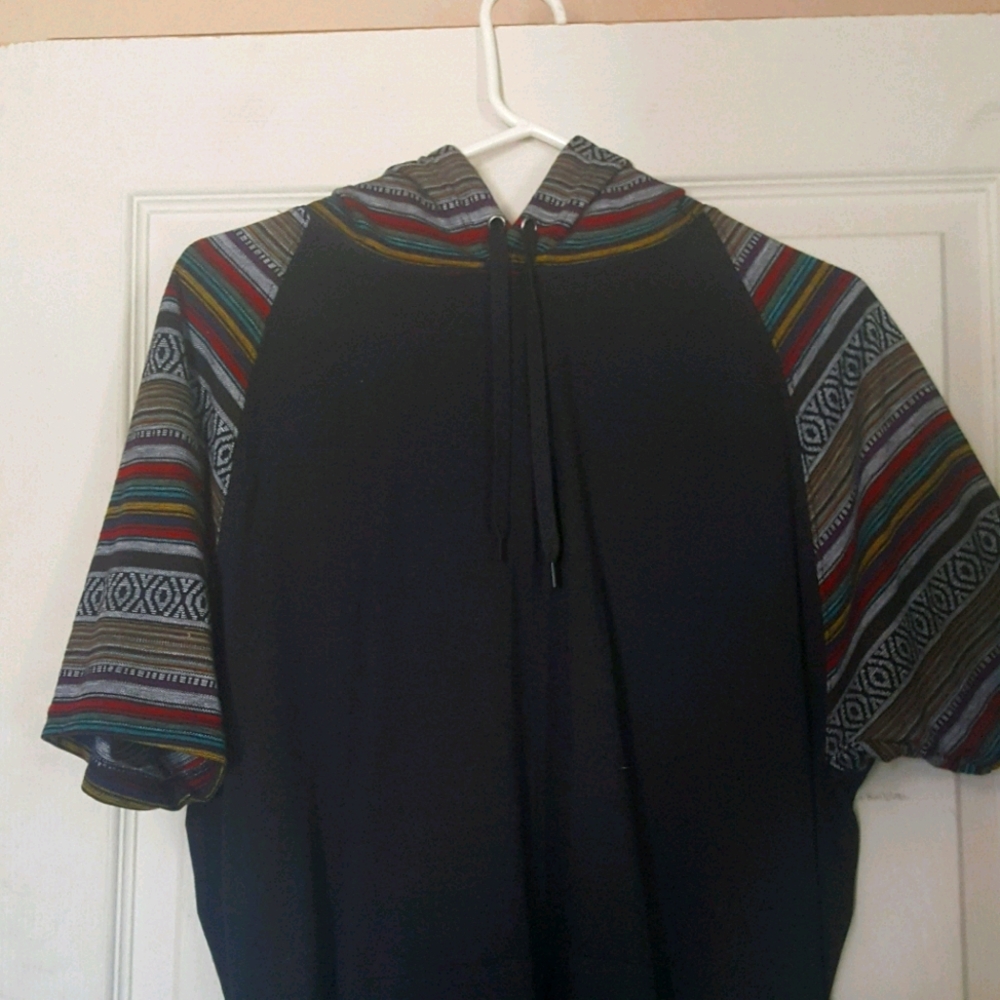 90's Style Sleeveless Hoodie T-shirt